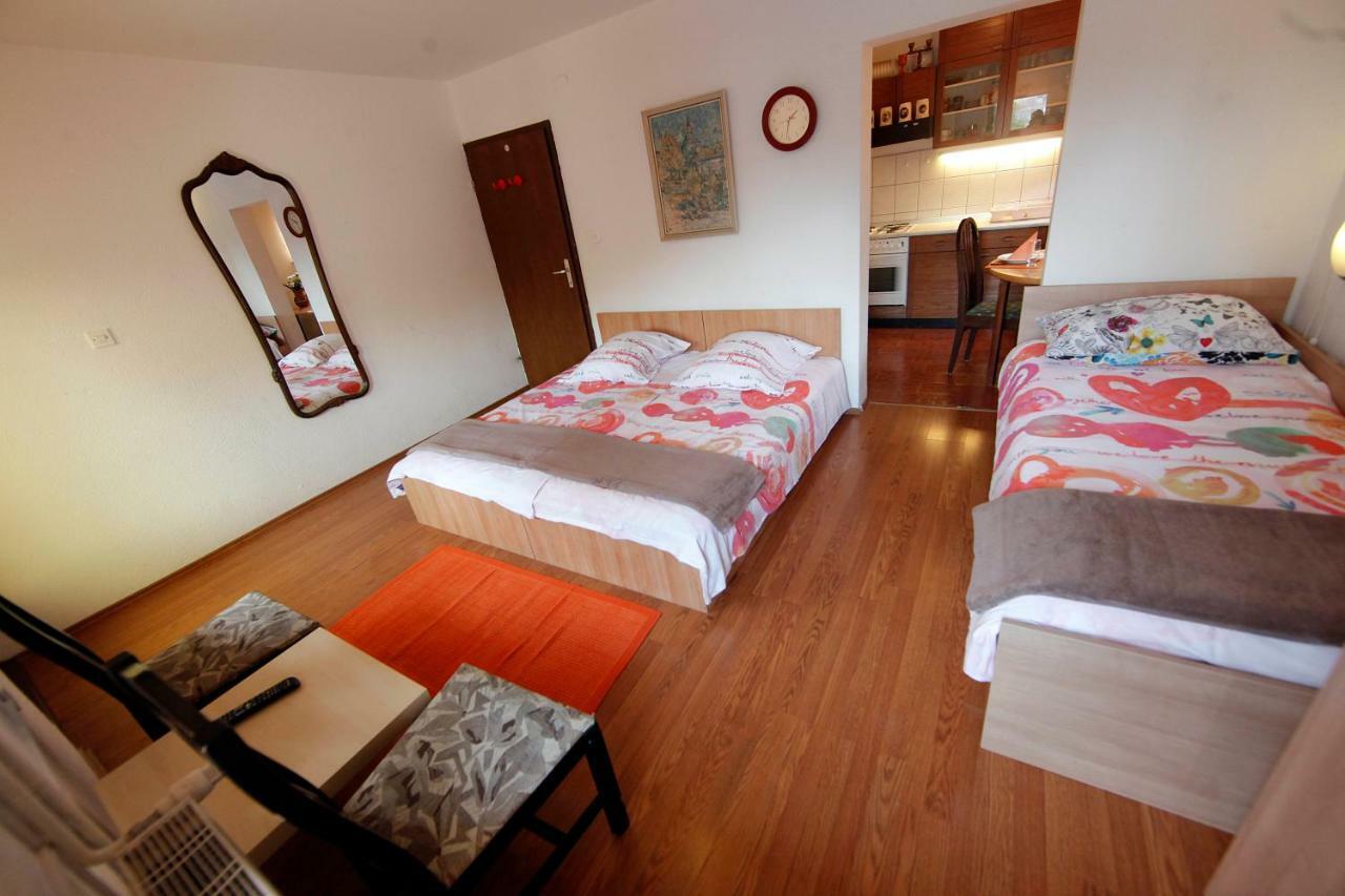 Rooms Ribnikar Postojna Εξωτερικό φωτογραφία